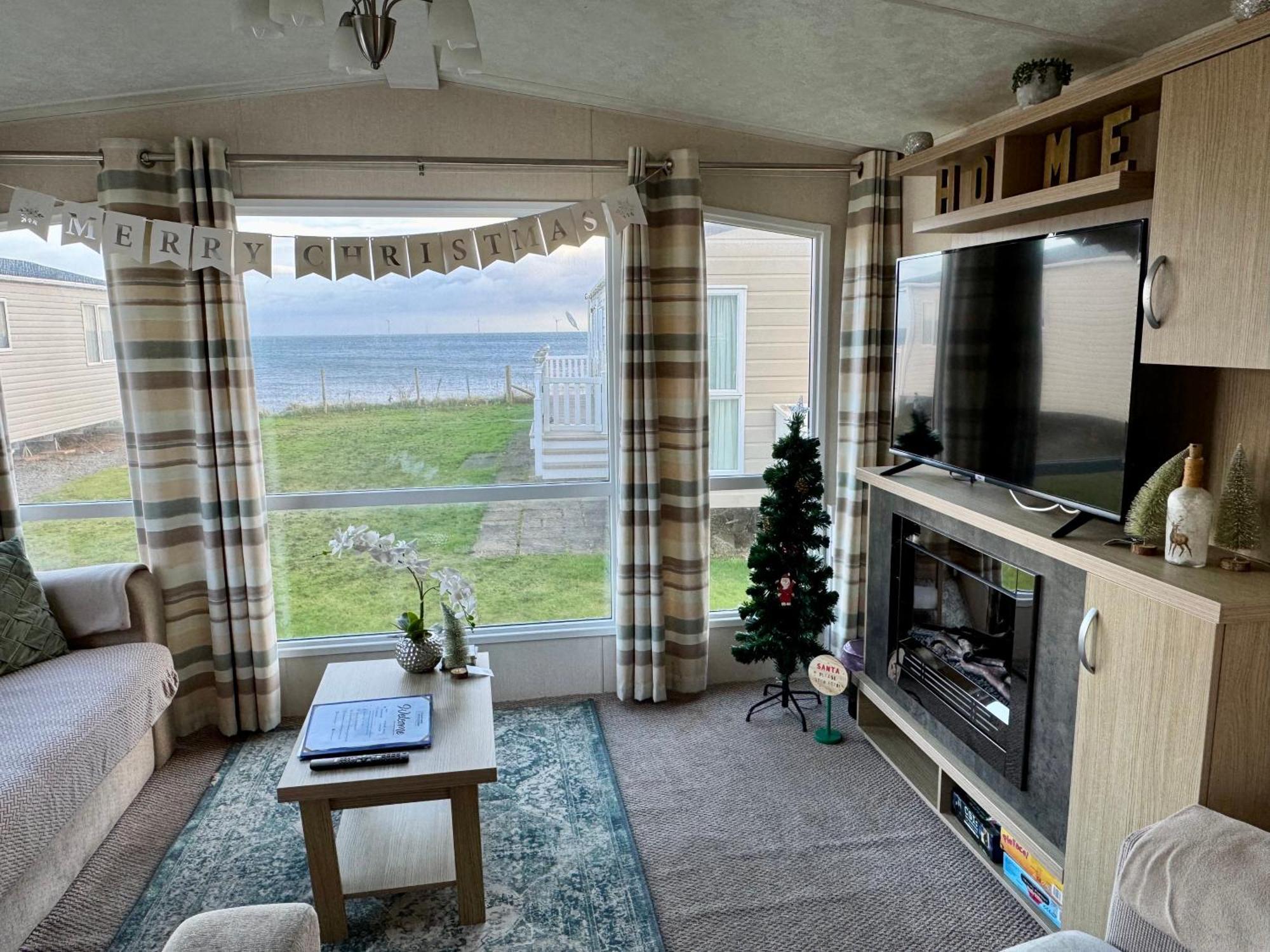 New Sea View Platinum Caravan With Huge Decking Ньюкасл-апон-Тайн Екстер'єр фото